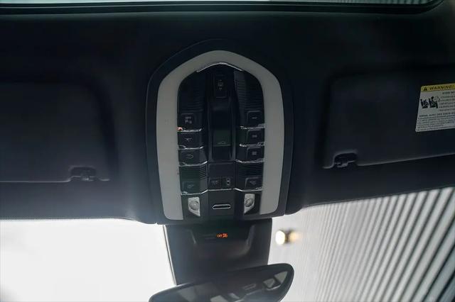 2018 Porsche Macan Macan