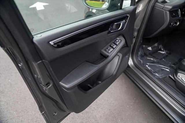 2018 Porsche Macan Macan