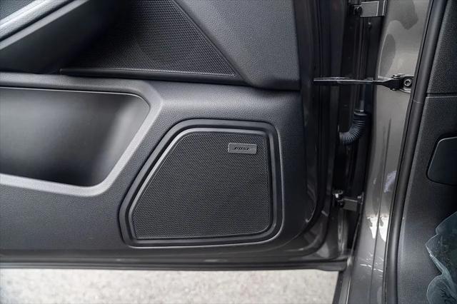 2018 Porsche Macan Macan