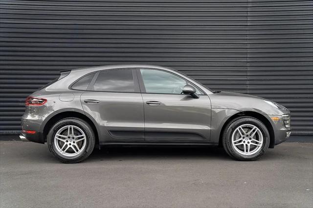 2018 Porsche Macan Macan
