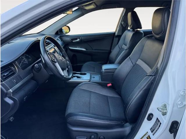 2014 Toyota Camry SE