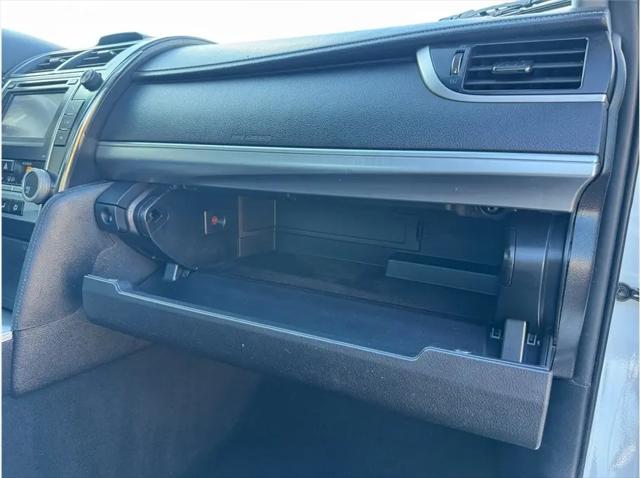 2014 Toyota Camry SE