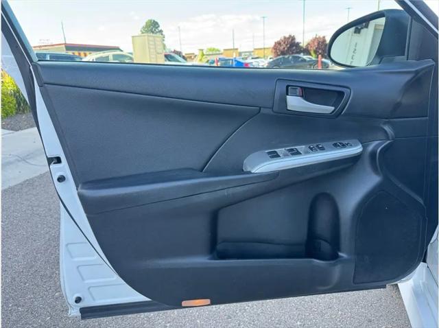2014 Toyota Camry SE