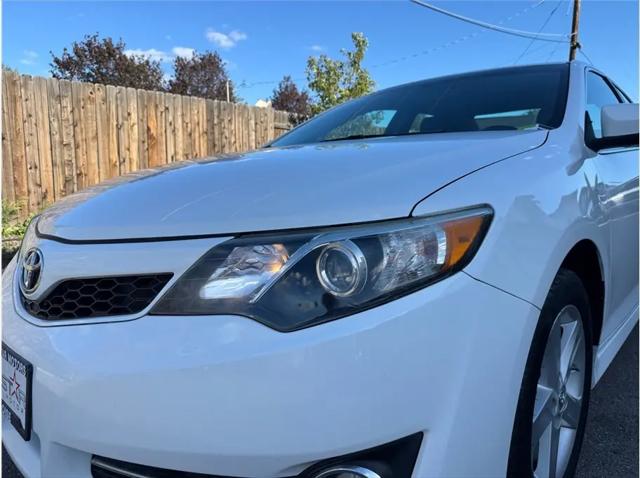 2014 Toyota Camry SE