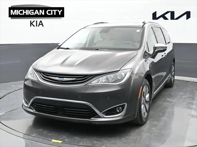 2018 Chrysler Pacifica Hybrid Limited for sale in Michigan City, IN
