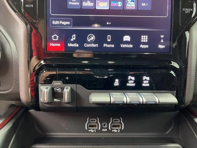 2026 Ram 1500 Rebel Crew Cab 4x4 5'7" Box