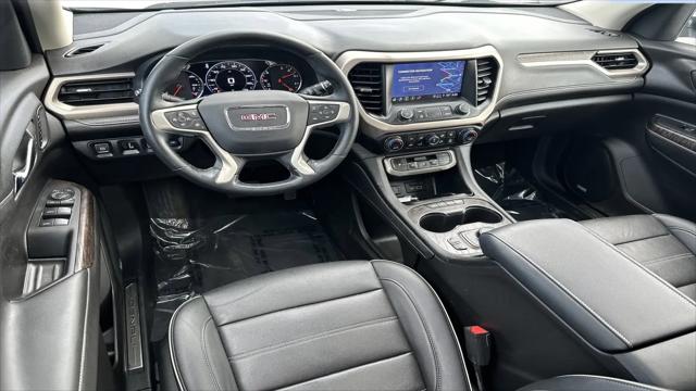 2023 GMC Acadia AWD Denali