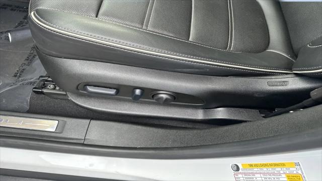 2023 GMC Acadia AWD Denali