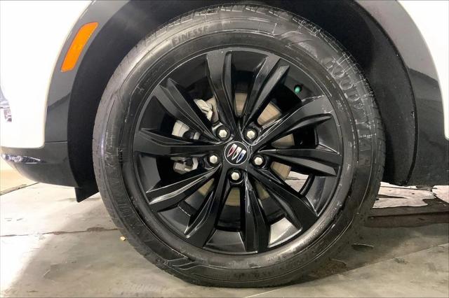 2025 Buick NV Sport Touring FWD