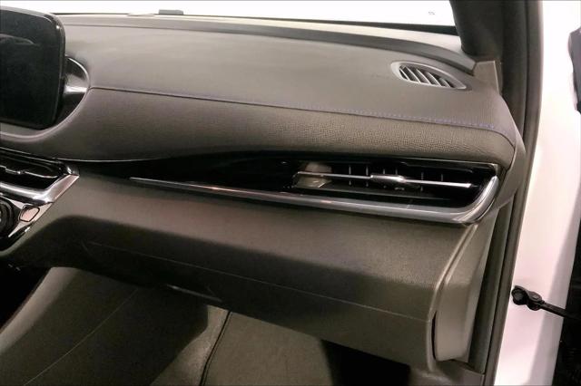 2025 Buick NV Sport Touring FWD
