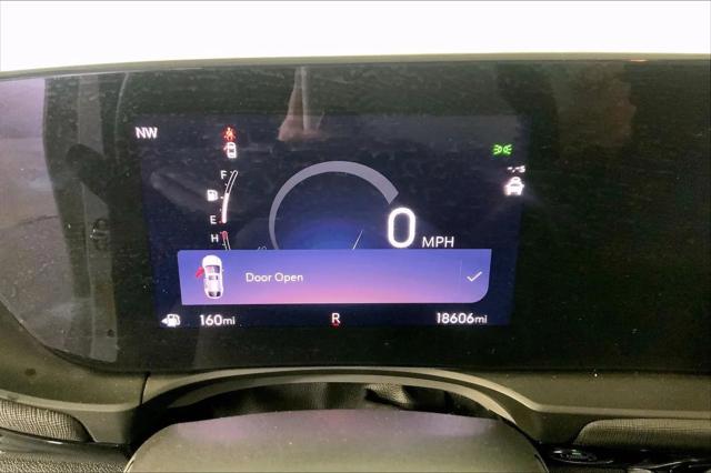 2025 Buick NV Sport Touring FWD