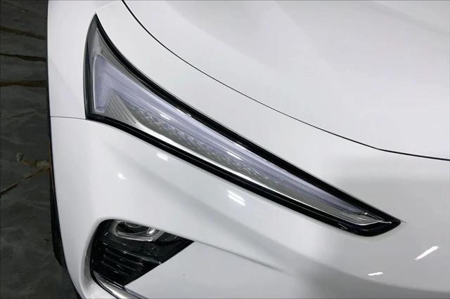 2025 Buick NV Sport Touring FWD