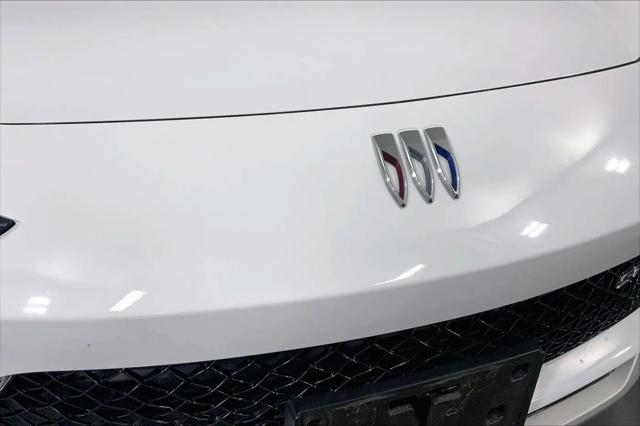 2025 Buick NV Sport Touring FWD