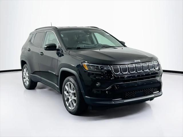 2022 Jeep Compass Latitude Lux 4x4