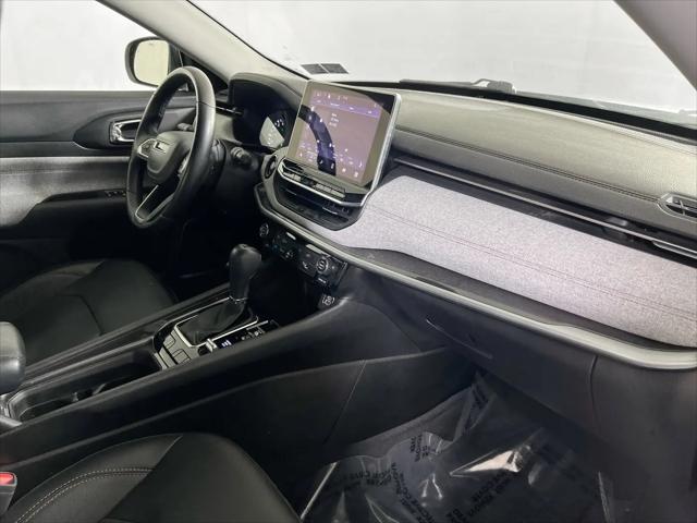 2022 Jeep Compass Latitude Lux 4x4
