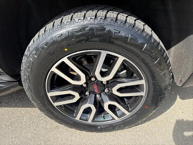 2023 GMC Yukon 4WD AT4