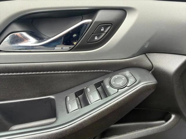 2022 Chevrolet Traverse AWD LT Cloth