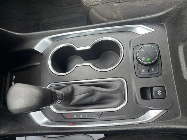 2022 Chevrolet Traverse AWD LT Cloth