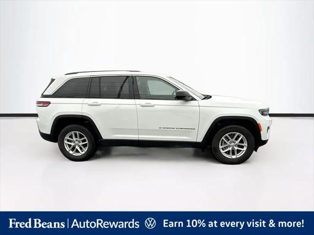 2023 Jeep Grand Cherokee Laredo 4x4