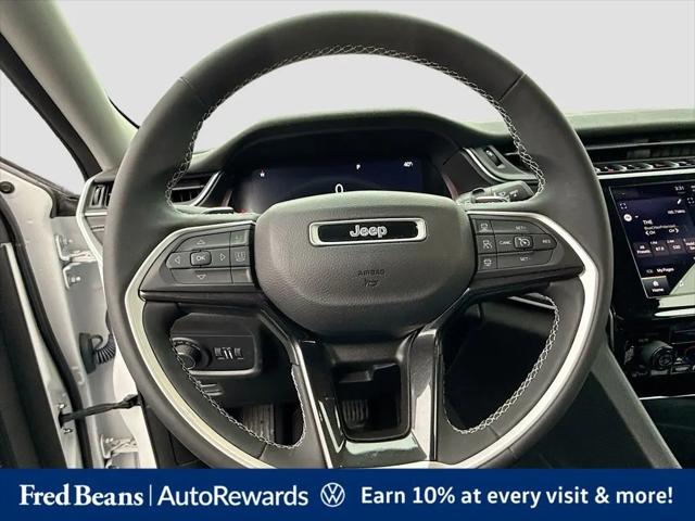 2023 Jeep Grand Cherokee Laredo 4x4