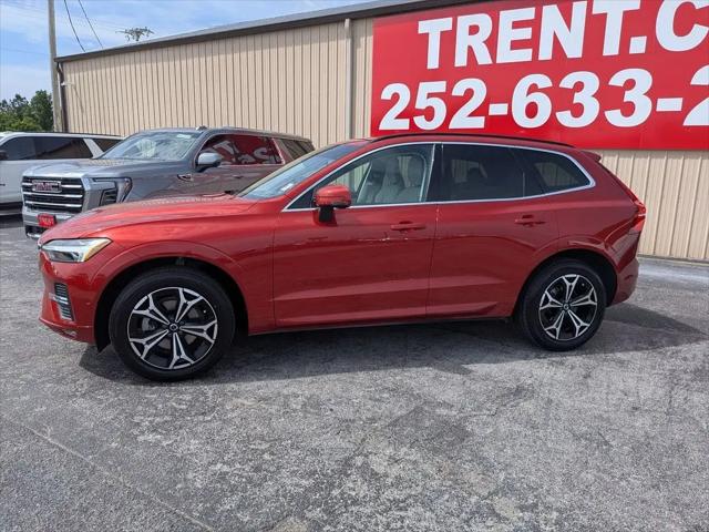 2022 Volvo XC60 B5 Momentum