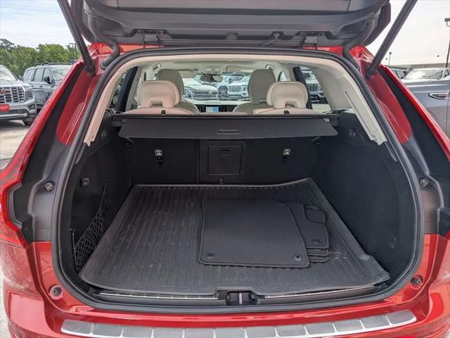 2022 Volvo XC60 B5 Momentum