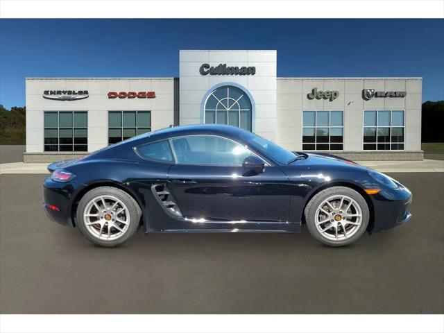 2023 Porsche 718 Cayman T