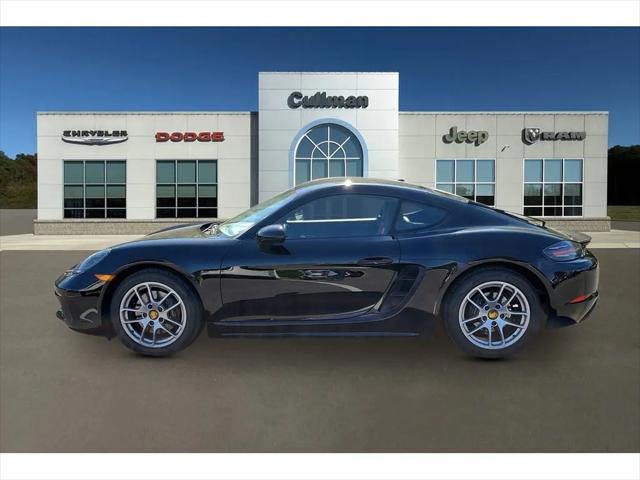 2023 Porsche 718 Cayman T