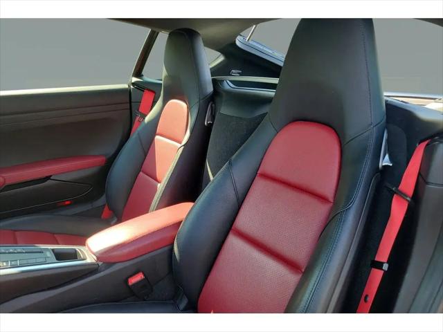 2023 Porsche 718 Cayman T