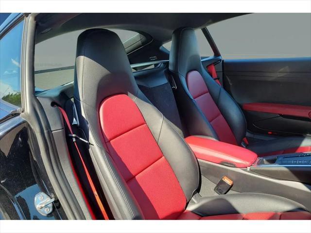 2023 Porsche 718 Cayman T