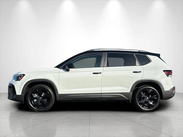 2026 Volkswagen Taos SE Black
