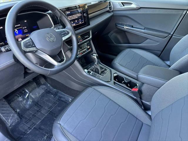 2026 Volkswagen Taos SE Black