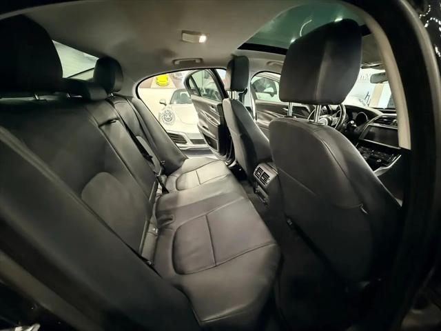 2019 Jaguar XE 25t