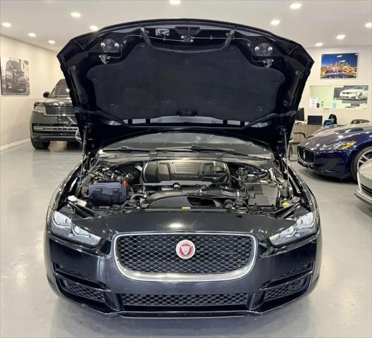 2019 Jaguar XE 25t