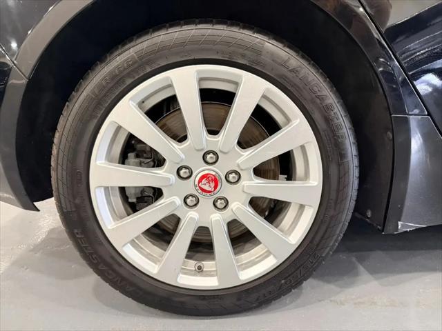 2019 Jaguar XE 25t