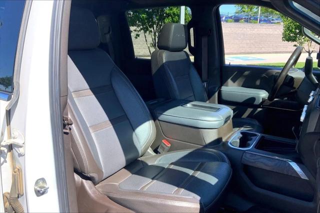 2022 GMC Sierra 2500HD 4WD Crew Cab Standard Bed Denali