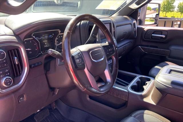 2022 GMC Sierra 2500HD 4WD Crew Cab Standard Bed Denali