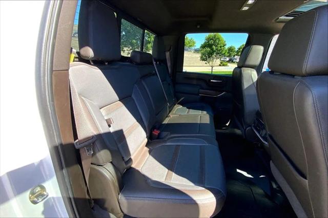 2022 GMC Sierra 2500HD 4WD Crew Cab Standard Bed Denali