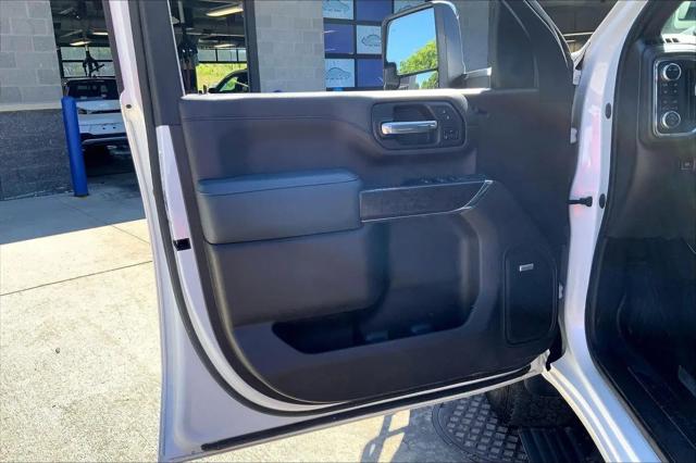 2022 GMC Sierra 2500HD 4WD Crew Cab Standard Bed Denali