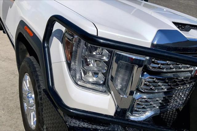 2022 GMC Sierra 2500HD 4WD Crew Cab Standard Bed Denali