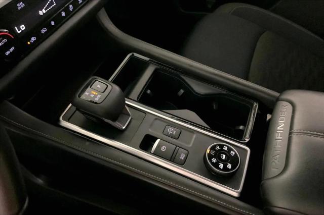 2025 Nissan Pathfinder SV 4WD