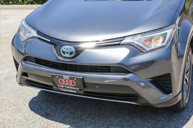 2018 Toyota RAV4 Hybrid LE