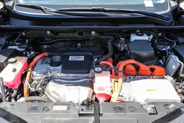 2018 Toyota RAV4 Hybrid LE