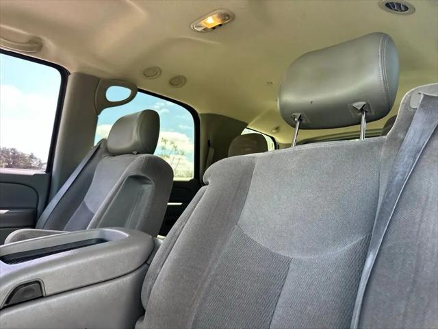 2005 GMC Yukon SLE