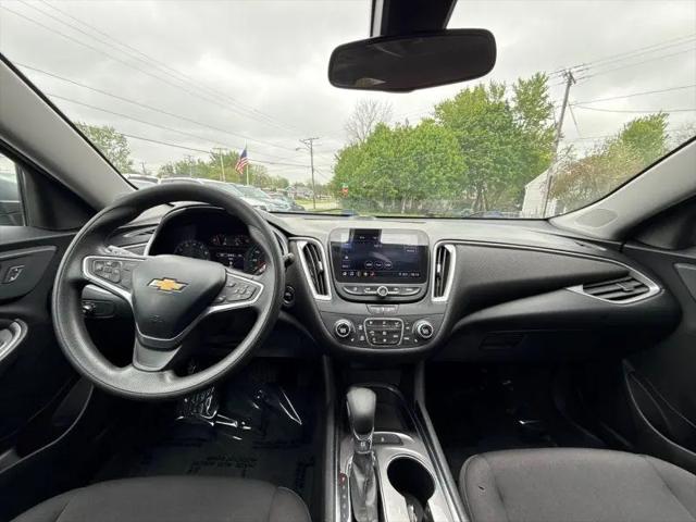 2022 Chevrolet Malibu FWD LT