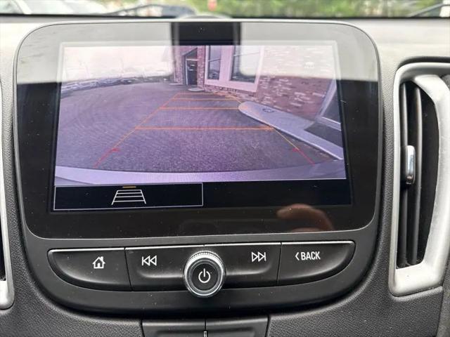2022 Chevrolet Malibu FWD LT