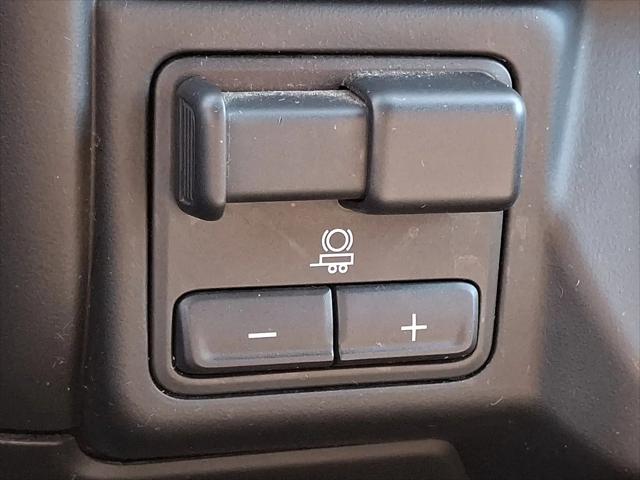 2021 Chevrolet Silverado 2500HD 4WD Crew Cab Standard Bed Custom