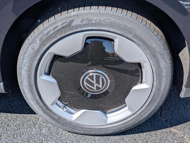 2025 Volkswagen ID. Buzz Pro S Plus with 4MOTION