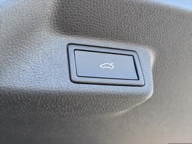 2025 Volkswagen ID. Buzz Pro S Plus with 4MOTION