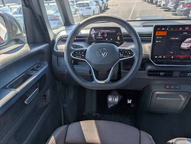 2025 Volkswagen ID. Buzz Pro S Plus with 4MOTION